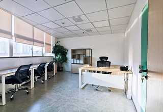 兴化抗倍特厕所隔断板