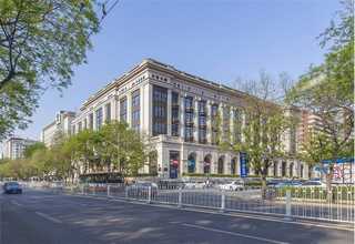 东莞点胶机有什么特点